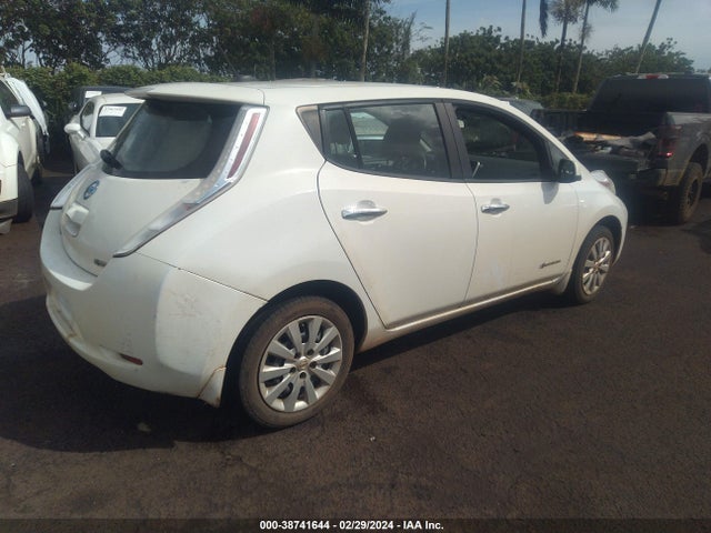 Nissan LEAF S 2015 1N4AZ0CP4FC321099 Image 4