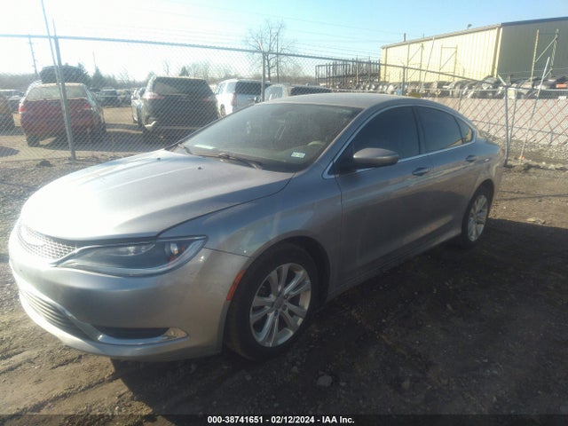 Chrysler 200 Limited 2015 1C3CCCABXFN575499 Image 2