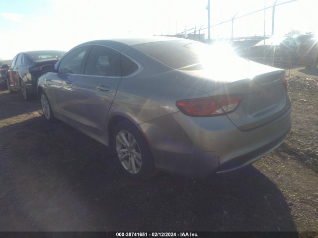 Chrysler 200 Limited 2015 1C3CCCABXFN575499 Image 3