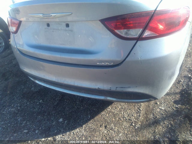 Chrysler 200 Limited 2015 1C3CCCABXFN575499 Image 6