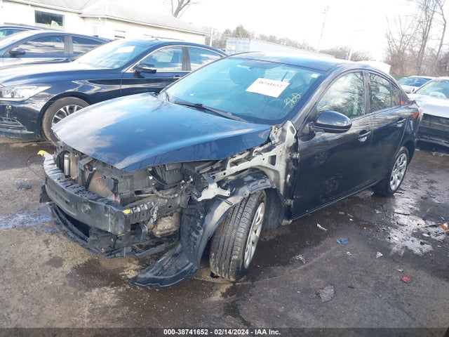 2011 MAZDA MAZDA3 I SPORT VIN: JM1BL1UGXB1475326
