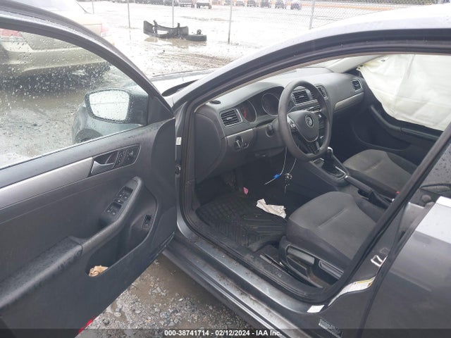 3VW2B7AJ6HM215861 Volkswagen Jetta 1.4t S