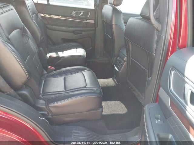 Ford Explorer Platinum 2019 1FM5K8HT4KGA88635 Image 8