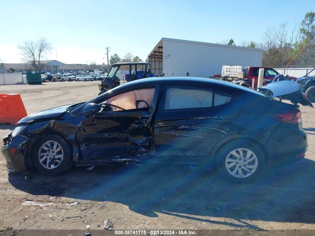 2019 HYUNDAI ELANTRA SE VIN: 5NPD74LF7KH411700
