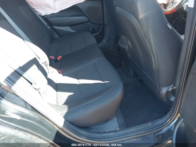 2019 HYUNDAI ELANTRA SE VIN: 5NPD74LF7KH411700