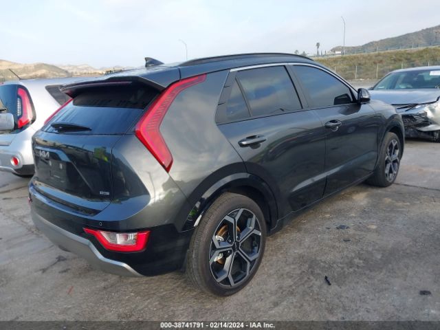 KNDCR3LE9P5103281 KIA Niro Ex Touring