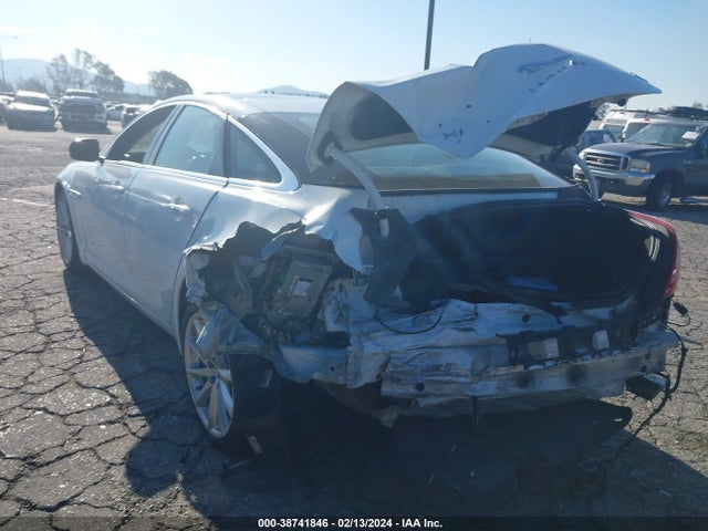 2013 JAGUAR XJ SAJWJ1CDXD8V44039 Photo 5