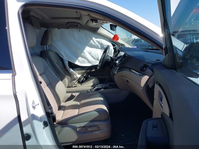 Honda Pilot 2wd Touring 8 Passenger 2021 5FNYF5H99MB024113 Image 5