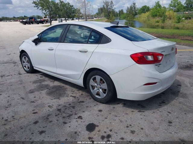 Aukcja sprzedaży 2017 Chevrolet Cruze Ls Auto, vin: 1G1BC5SM6H7156732, numer aukcji: 38741954