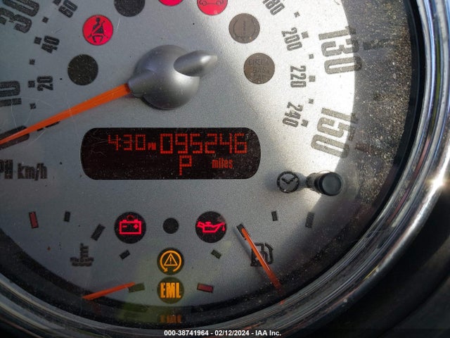 2006 MINI COOPER S WMWRE33506TJ37932 Photo 6