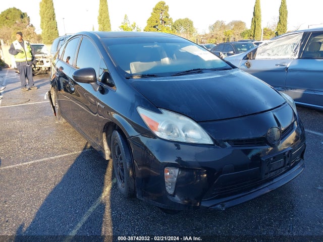 Toyota Prius 2014 JTDKN3DU6E1741814 Image 13