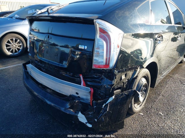 Toyota Prius 2014 JTDKN3DU6E1741814 Image 17