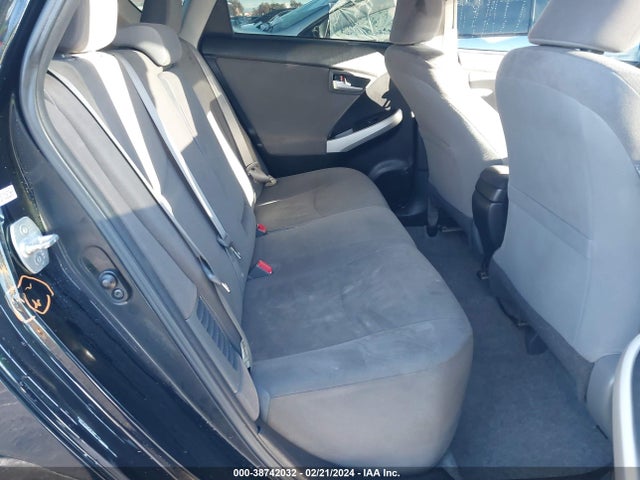 Toyota Prius 2014 JTDKN3DU6E1741814 Image 18