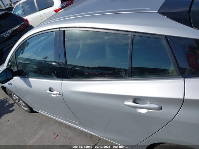 Toyota Prius Prime Premium 2017 JTDKARFP6H3054119 Image 15