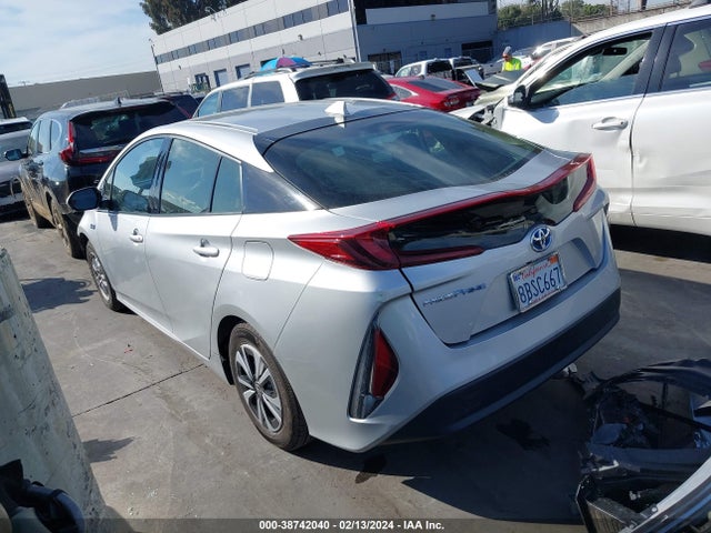 Toyota Prius Prime Premium 2017 JTDKARFP6H3054119 Image 3