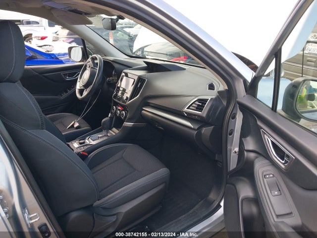JF2SKAJC0MH526235 Subaru Forester Premium