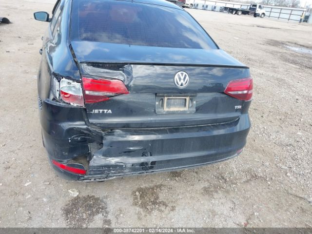 3VWD17AJ9GM350374 Volkswagen Jetta 1.8t Sport
