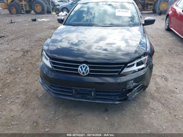 3VWD17AJ9GM350374 Volkswagen Jetta 1.8t Sport