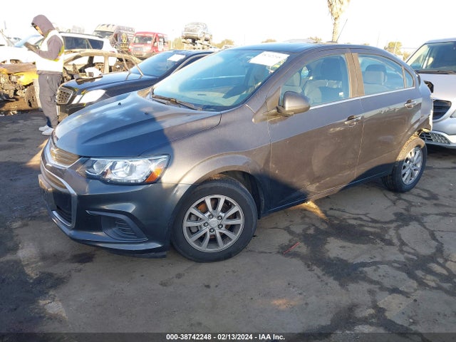Chevrolet Sonic Lt Auto 2017 1G1JD5SGXH4157399 Image 2