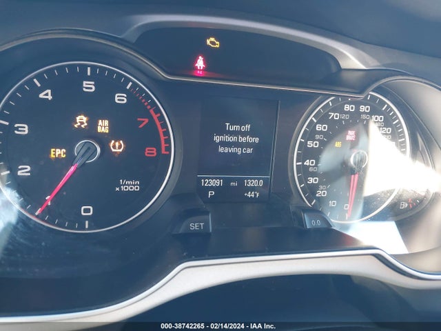 Audi A4 2.0t Premium 2016 WAUAFAFL3GN014740 Image 7
