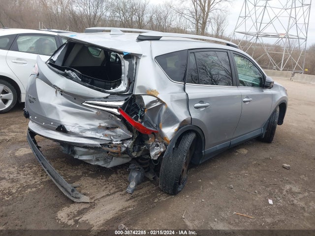 Toyota RAV4 LE 2017 2T3BFREV9HW643275 Image 4