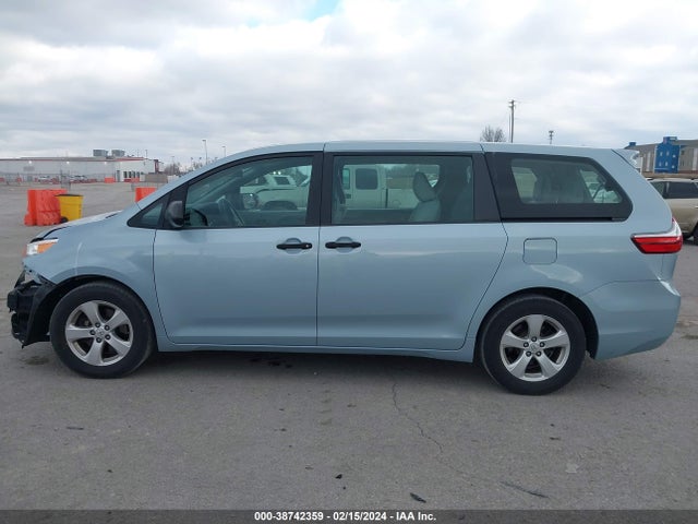 Toyota Sienna L 7 Passenger 2015 5TDZK3DC4FS549634 Image 14