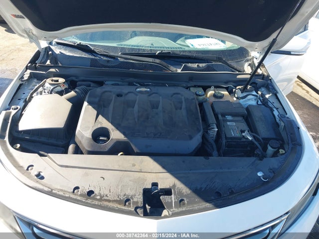 Chevrolet IMPALA 1LT 2018 2G1105S36J9140501 Image 10