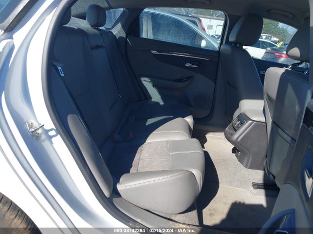 Chevrolet IMPALA 1LT 2018 2G1105S36J9140501 Image 8