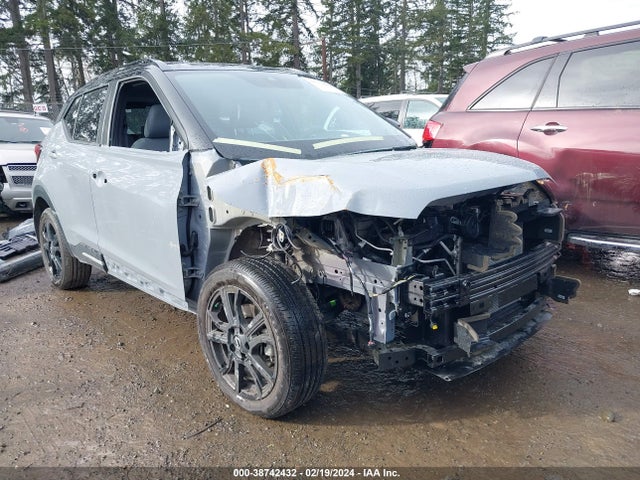 Nissan Kicks Sr Xtronic Cvt 2023 3N1CP5DV5PL542996 zdjęcie główne
