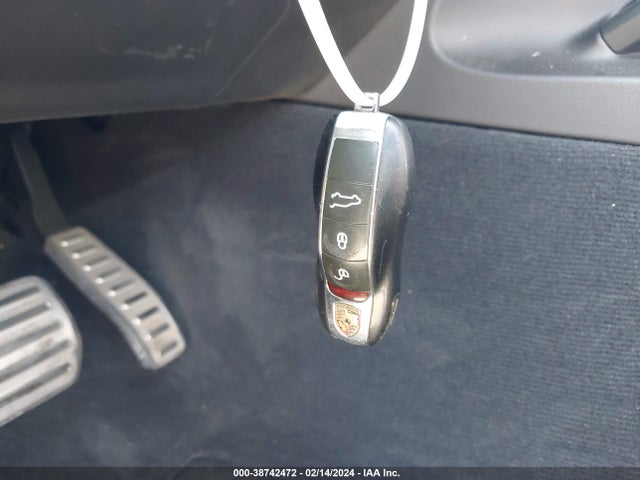2013 PORSCHE CAYENNE WP1AB2A24DLA84627 Photo 10
