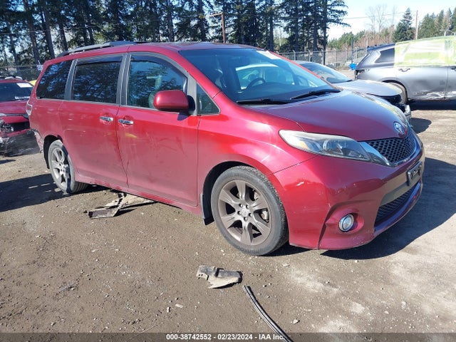 2016 TOYOTA SIENNA SE 8 PASSENGER VIN: 5TDXK3DC5GS739435