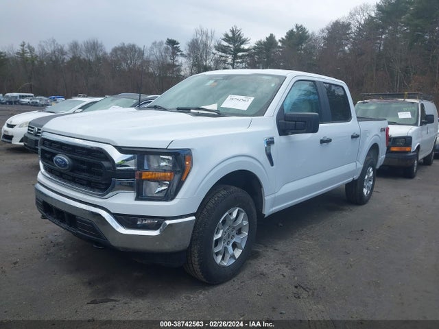 Ford F-150 Xlt 2023 1FTFW1E84PFC53889 Image 2