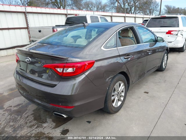 Hyundai SONATA SE 2016 5NPE24AF2GH321948 Image 4