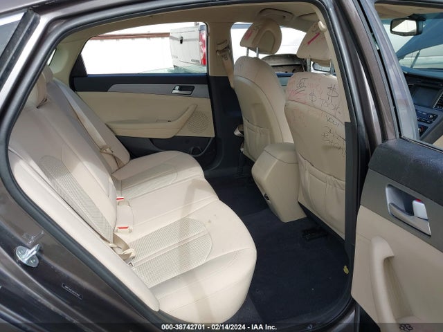 Hyundai SONATA SE 2016 5NPE24AF2GH321948 Image 8
