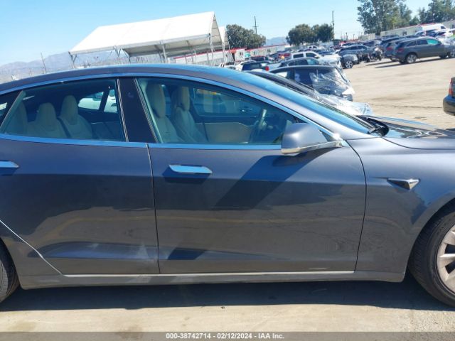 5YJSA1E22HF181203 Tesla Model S 100d/60d/75d/90d/p100d