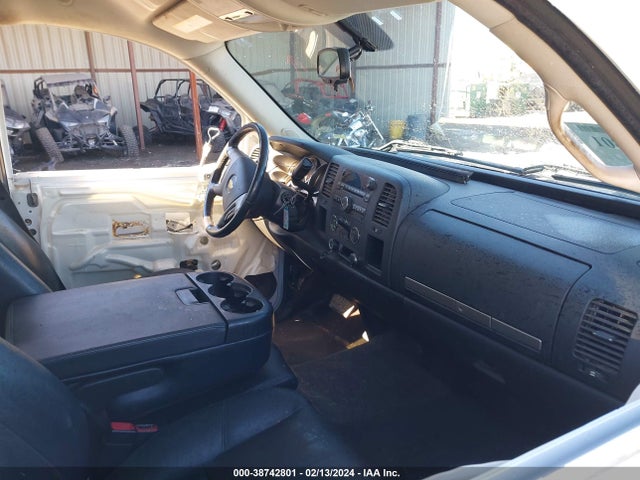 2012 CHEVROLET SILVERADO 1500 LT VIN: 3GCPCSE01CG156025