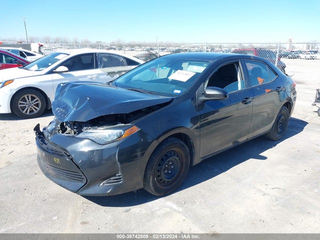Toyota COROLLA LE 2019 5YFBURHE7KP931427 Image 2
