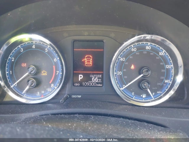 Toyota COROLLA LE 2019 5YFBURHE7KP931427 Image 7