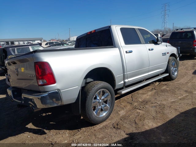3C6RR7LT4JG197383 RAM 1500 Big Horn  4x4 5'7 Box