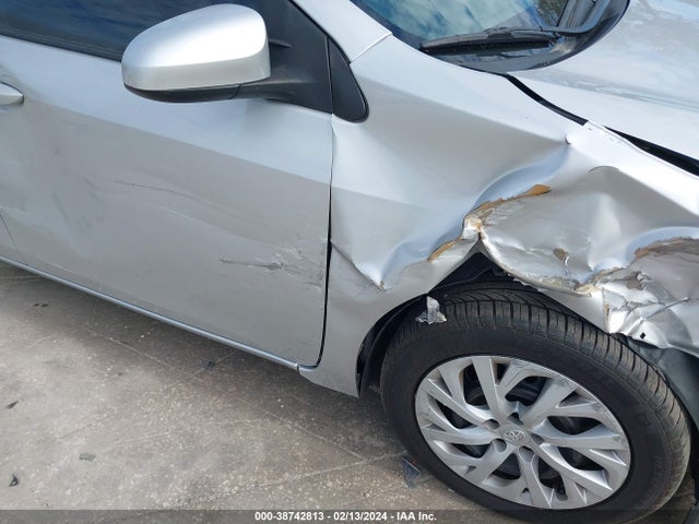 Toyota COROLLA LE 2018 5YFBURHEXJP774555 Image 22
