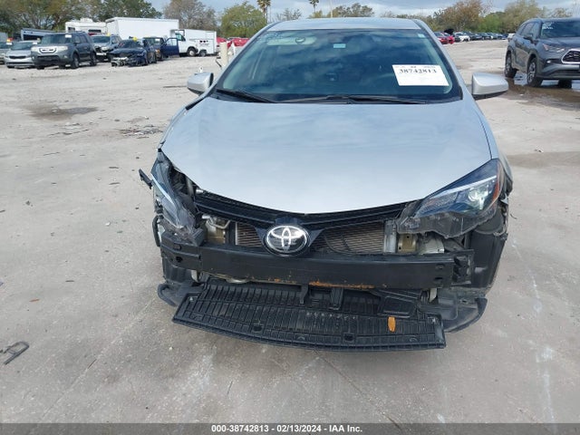 Toyota COROLLA LE 2018 5YFBURHEXJP774555 Image 6