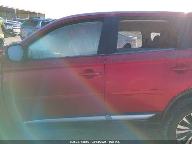 Mitsubishi Outlander Se 2.4 2020 JA4AD3A37LZ003880 Image 14