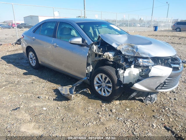 Toyota CAMRY LE 2015 4T4BF1FK1FR499271 Image 1