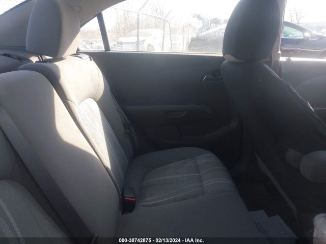 Chevrolet Sonic Lt Auto 2016 1G1JC5SH9G4184829 Image 8