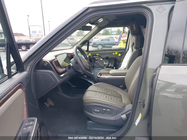 Rivian R1s Launch Edition 2023 7PDSGABL2PN003733 Image 5