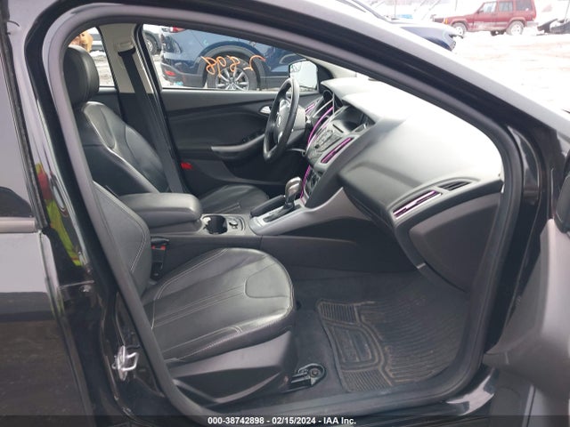 Ford FOCUS SE 2014 1FADP3F20EL234173 Image 5
