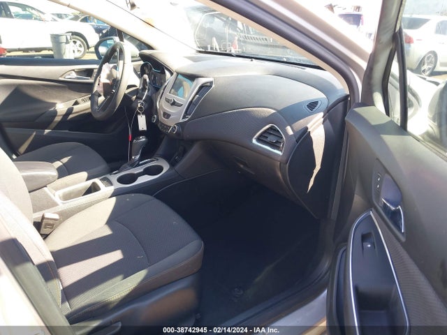 Chevrolet Cruze Ls Auto 2017 3G1BC5SM6HS553505 Image 5