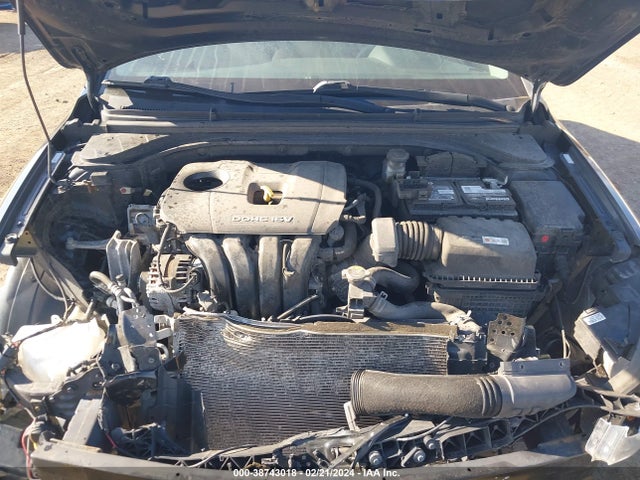 Hyundai ELANTRA SE 2018 KMHD74LFXJU668415 Image 10