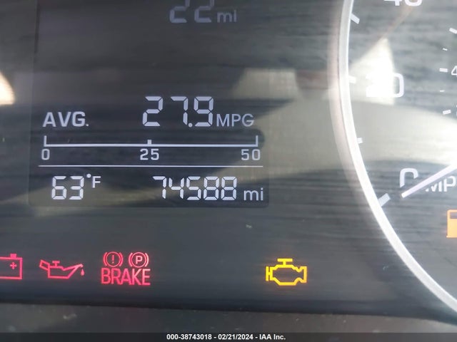 Hyundai ELANTRA SE 2018 KMHD74LFXJU668415 Image 16