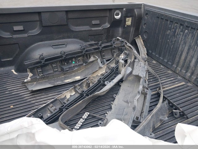 Chevrolet Silverado 1500 1lt 2018 3GCPCREC5JG313605 Image 12